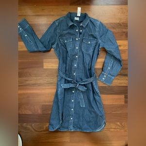 NWT belted chambray dress